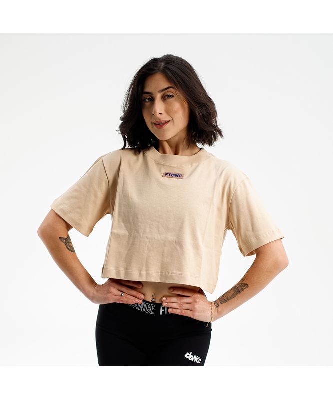 CAMISETA CROPPED MALHÃO FTDNC BEGE Tamanho:P